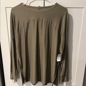 Old Navy Olive Green Long Sleeve cloud 94 soft t shirt